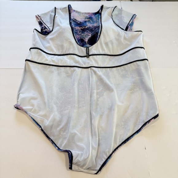 Torrid Purple Blue Pink Waves One Piece Wireless Modest Swimsuit Size 4X - Picture 12 of 13